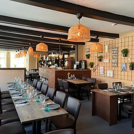 Hotel Vin & Gastro 아벤라 외부 사진