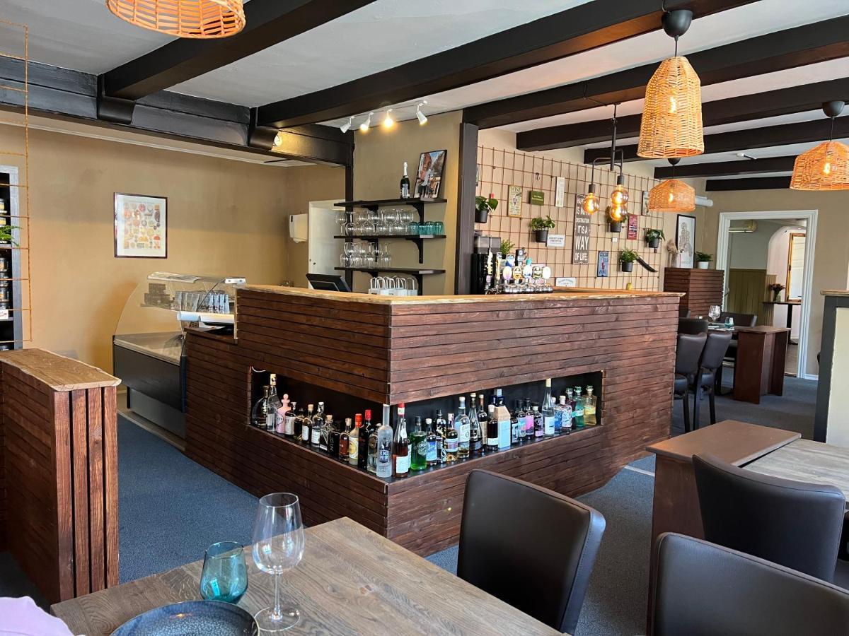 Hotel Vin & Gastro 아벤라 외부 사진