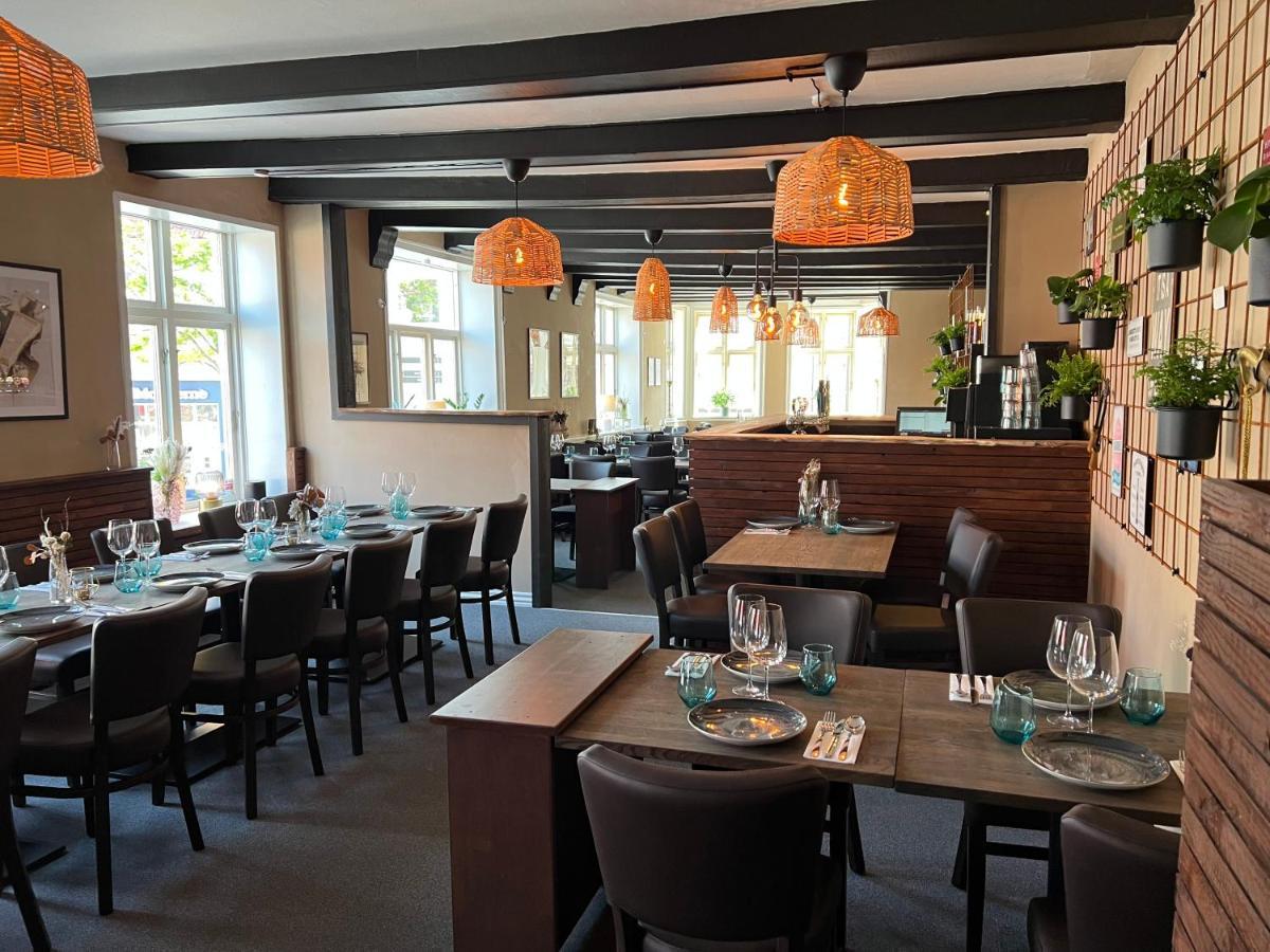 Hotel Vin & Gastro 아벤라 외부 사진
